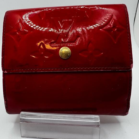 GUC Louis Vuitton Red Vernis Trifold Wallet - Picture 1 of 9